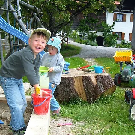 Jaklhof *